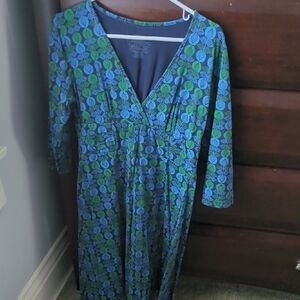 Elegant Blue and Green Patterned Dress